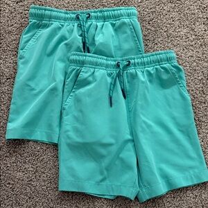 Vineyard Vine Performance Youth Boy Shorts Size 6/7 (set of 2)